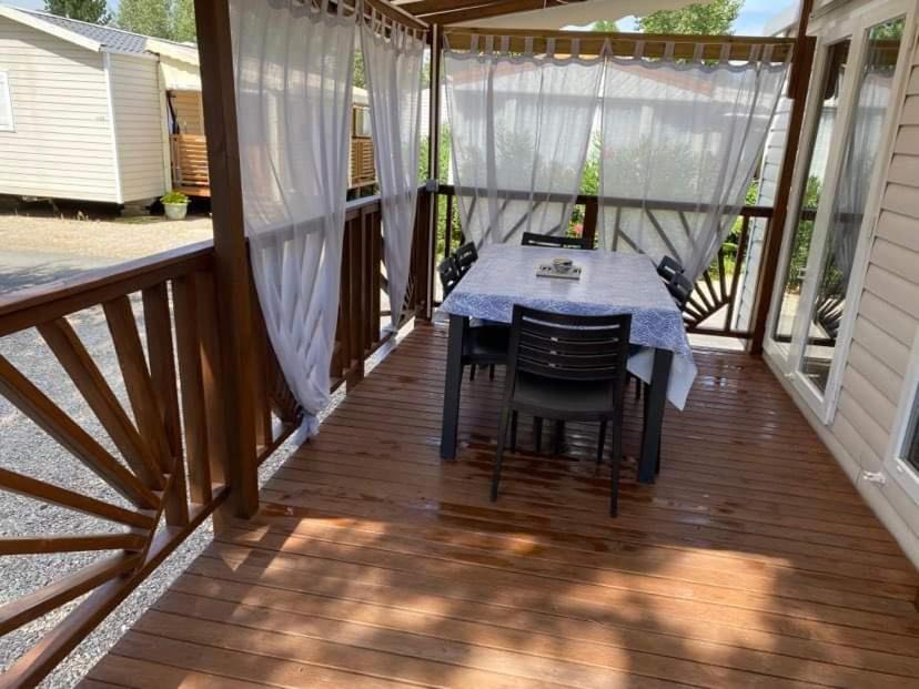 Mobilhome Vias Plage Dans Camping Ngoại thất bức ảnh