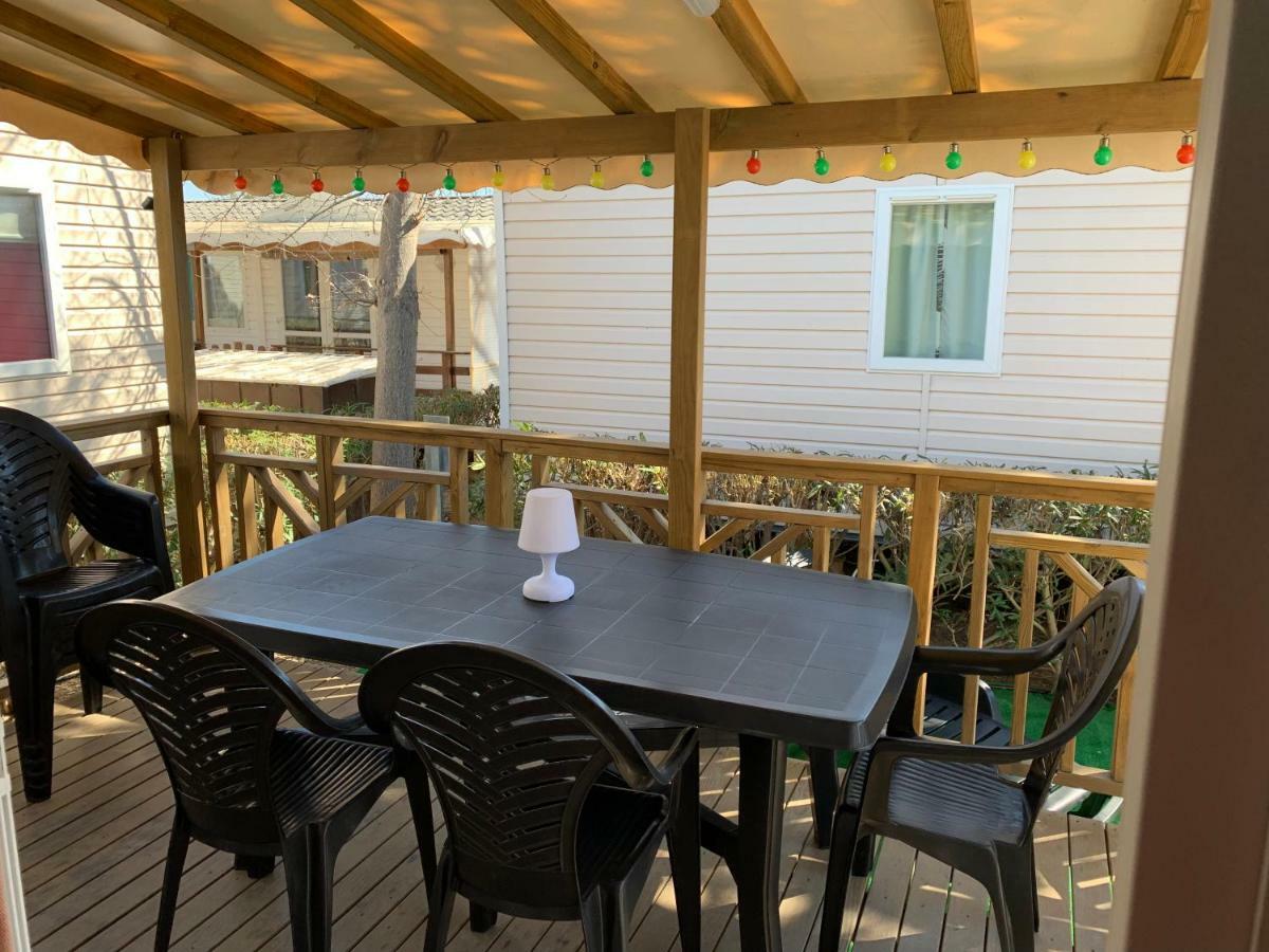 Mobilhome Vias Plage Dans Camping Ngoại thất bức ảnh